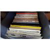Image 2 : TOTE OF RECORDS