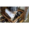 Image 1 : BOX OF KITCHEN APPLIANCES AND VACUUM SEALER