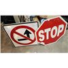 Image 1 : 2 METAL ROAD SIGNS