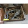 Image 1 : Crate of Vintage Pulleys & Rope