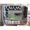 Image 1 : New Queen Size Animal Block Print Sherpa Blanket