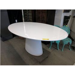New White Lacquered Oval Coffee Table