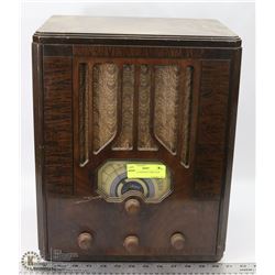 ART DECO ADDISON TABLE TOP RADIO