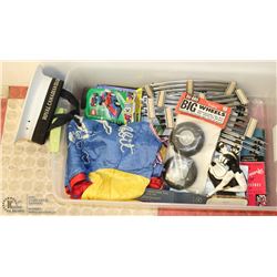 ESTATE BOX OF COLLECTIBLES