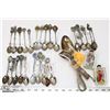 Image 1 : BOX OF 25 OLD COLLECTOR SPOONS AND 2 VINTAGE