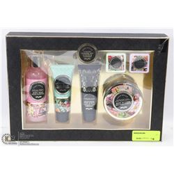 CASA BELLE LUXURY PAMPER SET