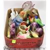 Image 1 : BOX OF ESTATE BIRD FIGURINES