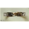 Image 1 : 31) STERLING SILVER RING SIZE 5.75