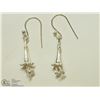 Image 1 : 37) STERLING SILVER FLOWER DESIGN EARRINGS