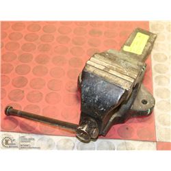 WOODEN 3-1/2" BENCH VICE, MADE IN ENGLAND