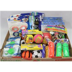 FLAT OF SUMMER TOYS