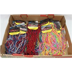 FLAT OF FASHION NECKLACES