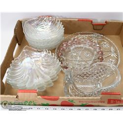 FLAT OF ASSORTED GLASSWARE AND SERVING
