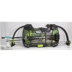 TOMCAT BOW AND ARROWS