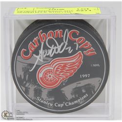 DETROIT REDWINGS ADAM WARD SIGNED PUCK WITH COA