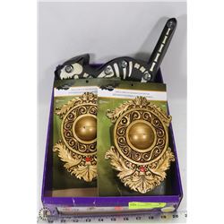 FLAT OF ASSORTED HALLOWEEN DECOR