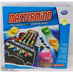 NEW MASTERMIND "THE CLASSIC CODE CRACKING GAME!"