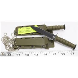 PAIR OF MINI HUNTING KNIVES WITH SHEATH & CHAIN.