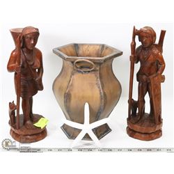 2 WOOD CARVED ORNAMENTS WITH METAL PLANTER