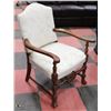 Image 2 : ANTIQUE ORNATE CARVED CLAWFOOT PARLOUR CHAIR