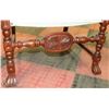 Image 3 : ANTIQUE ORNATE CARVED CLAWFOOT PARLOUR CHAIR