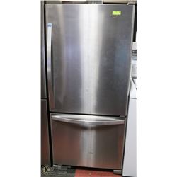 WHIRLPOOL BOTTOM MOUNT DRAWER STAINLESS STEEL