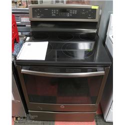 GE 30" FREE STANDING TRUE CONVECTION RANGE WITH 4