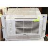 Image 1 : HAIER 5000BTU WINDOW AIR CONDITIONER.