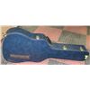 Image 1 : HARD SHELL GUITAR CASE