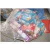 Image 1 : BAG OF ASSORTED COOKIES AND BISCUITS