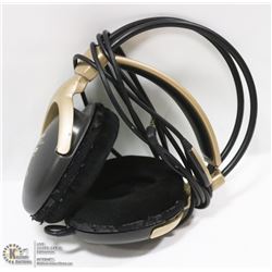 MAXELL STUDIO SERIES DYNAMIC PERFORMANCE