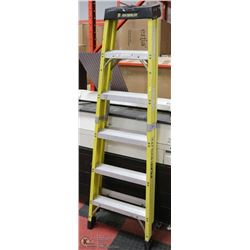 FEATHERLITE ALUMINUM AND FIBREGLASS 6' LADDER