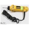 Image 1 : DEWALT CUT-OUT TOOL
