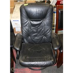SWIVEL CHAIR