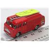 Image 1 : DINKY TOYS FIRE TRUCK.