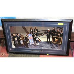 FRAMED 1999 GRETZKY PRINT SIGNED