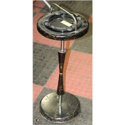 VINTAGE ASHTRAY WITH STAND