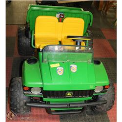 CHILDS JOHN DEERE ELECTRIC GATOR. WITH CHARGER