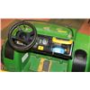 Image 3 : CHILDS JOHN DEERE ELECTRIC GATOR. WITH CHARGER