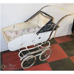 VINTAGE  BABY PRAM