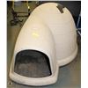Image 1 : LARGE IGLOO DOG HOUSE