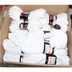 FLAT OF SPORTS SOCKS