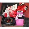 Image 1 : FLAT OF 5 PAIRS OF ASSORTED BOXING GLOVES AND 2