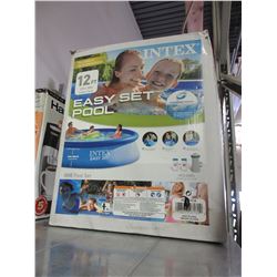 Intex 12 foot Easy Set Pool / Obove ground pool / with pump & hoses