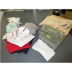 Large bundle Of Hand Towels / Assorted  / Over a dozen towels