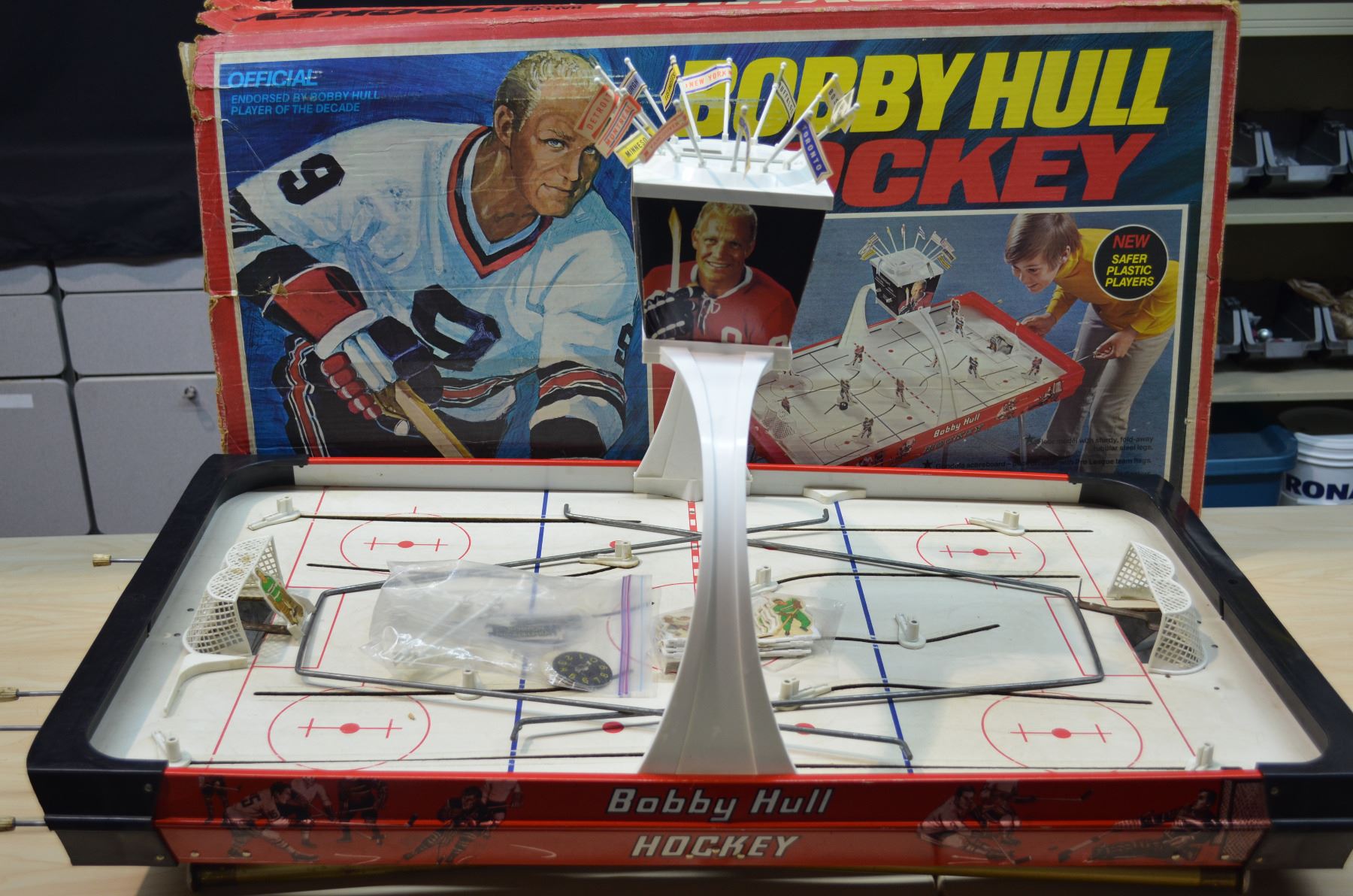 Vintage Bobby Hull Hockey Game With original box!