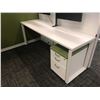 Image 3 : STEELCASE TURNSTONE 4 PERSON WHITE / GREEN OFFICE CUBICLE WITH GLASS PANEL DIVIDERS,