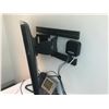 Image 2 : ASUS 24" MONITOR WITH TELESCOPIC WALL MOUNT