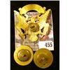 Image 2 : (3) pieces brass US Army / military insignia - hat badge and coat buttons.