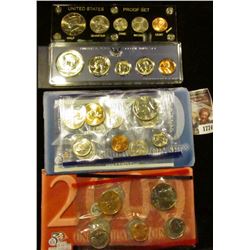 1774 . 1966 Special Mint Set, 2006 Philadelphia Mint Set In A Capit